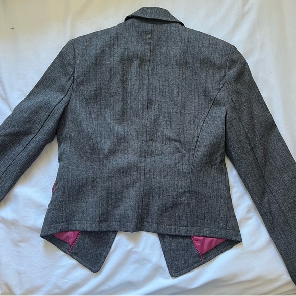 Smart Set Blazer - Picture 2 of 4